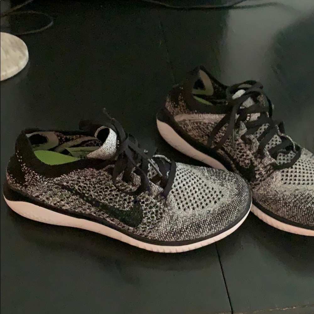 Nike flyknit size 7